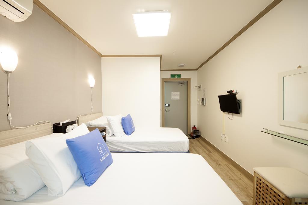 K-Guesthouse Sinchon 2 Seoul Exterior photo