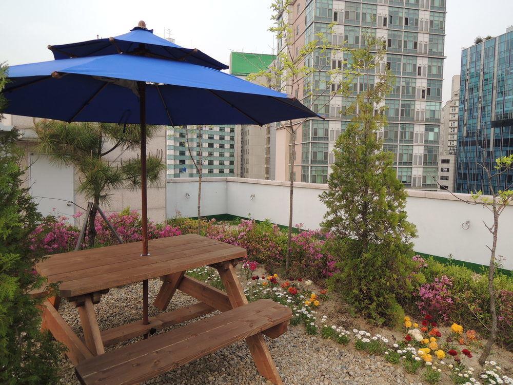 K-Guesthouse Sinchon 2 Seoul Exterior photo