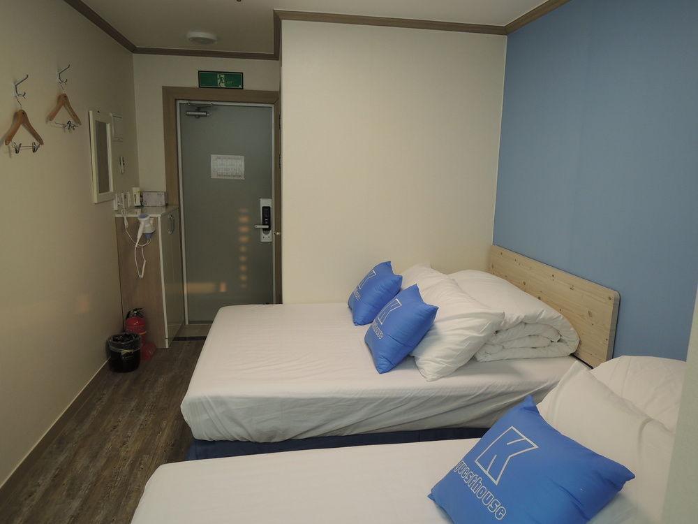 K-Guesthouse Sinchon 2 Seoul Exterior photo