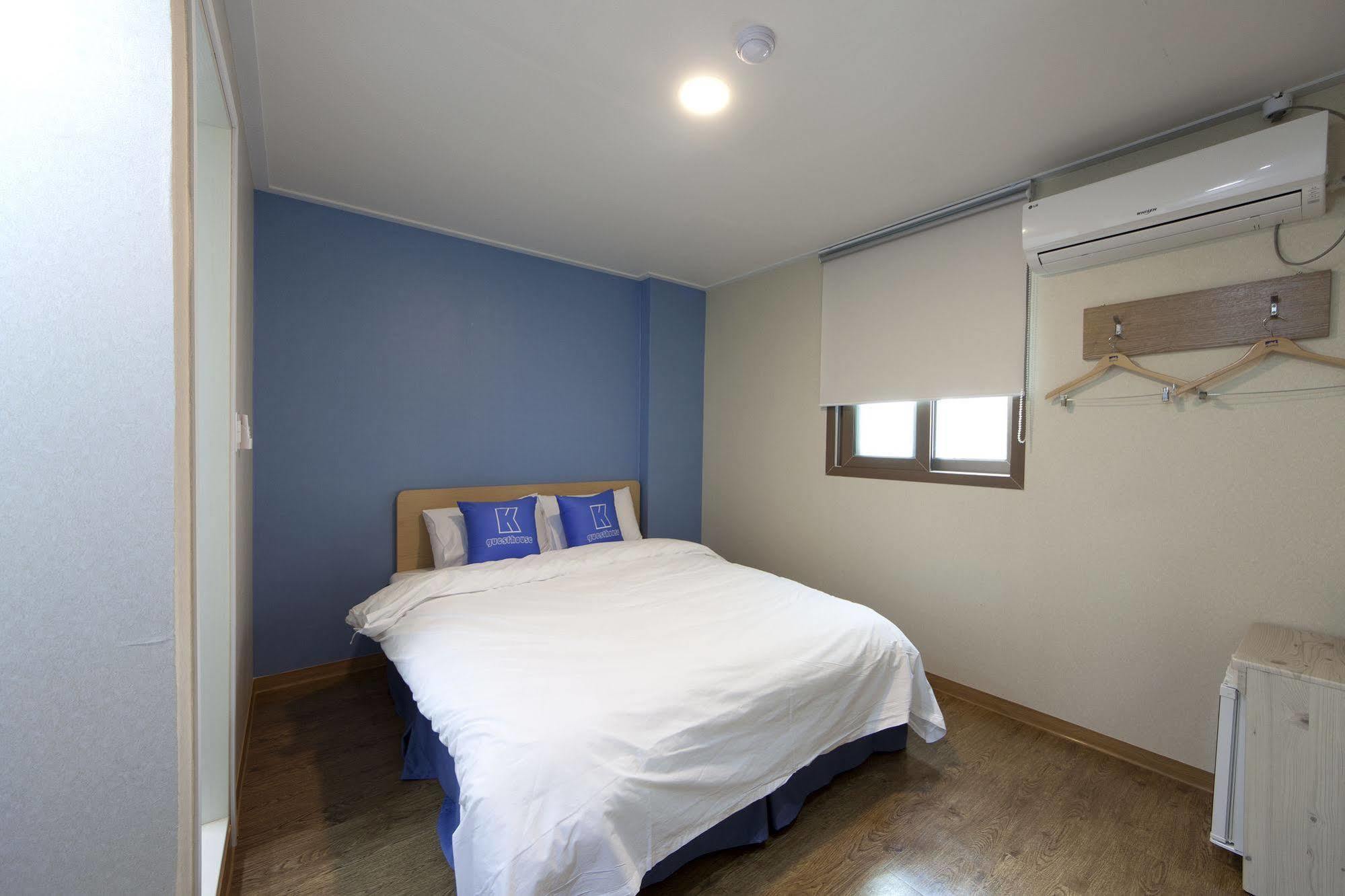 K-Guesthouse Sinchon 2 Seoul Exterior photo